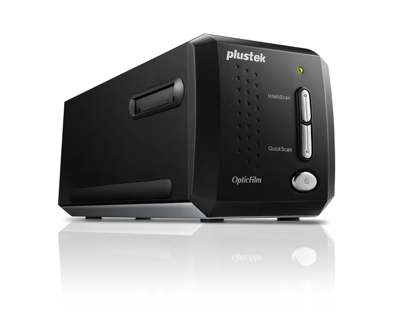 Plustek OpticFilm 8200i SE Slide Scanner & Negative Film Scanner