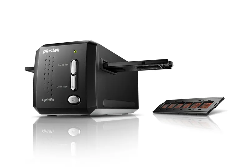 Plustek ​OpticFilm 8200i Ai Negative Film Scanner & Slide Scanner